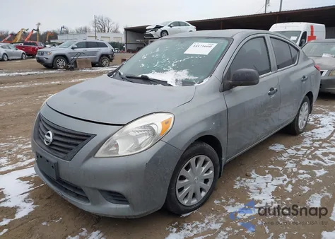 2012 Nissan Versa 1.6 S z USA, uszkodzony, nr VIN 3N1CN7AP2CL946856